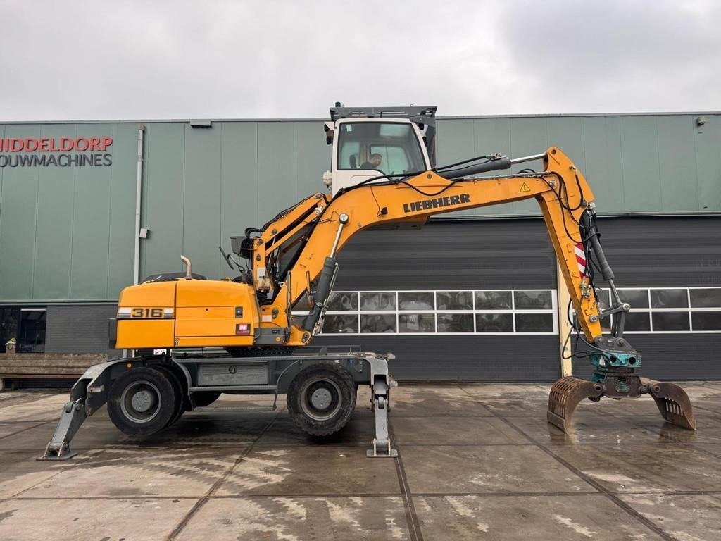 Liebherr A 316  - Waste/ Industry handler: picture 3 Liebherr A 316  - Waste/ Industry handler: picture 3