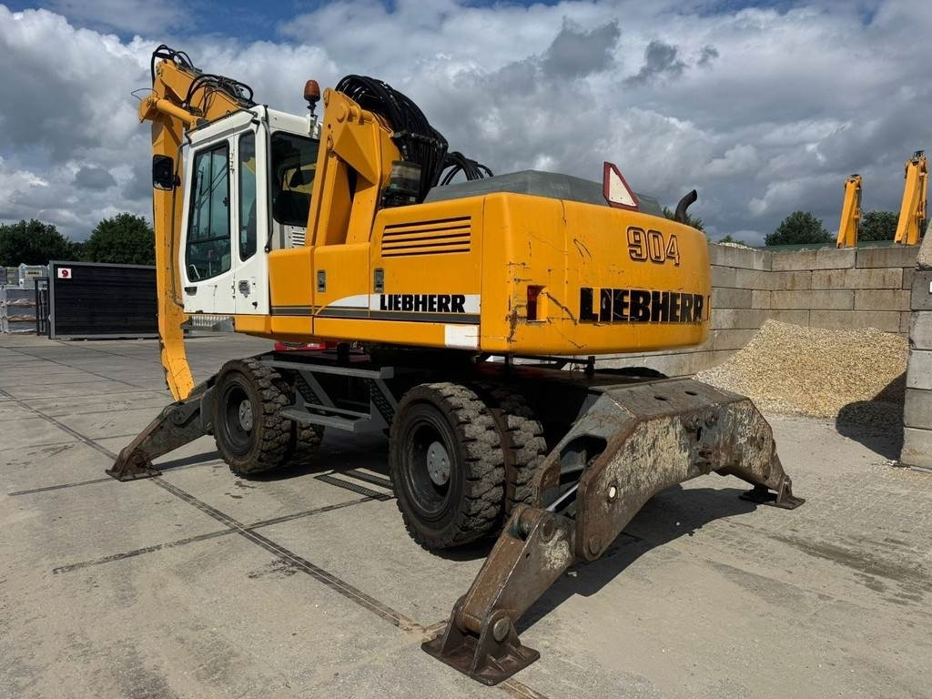 Waste/ Industry handler Liebherr A 904: picture 9 Waste/ Industry handler Liebherr A 904: picture 9