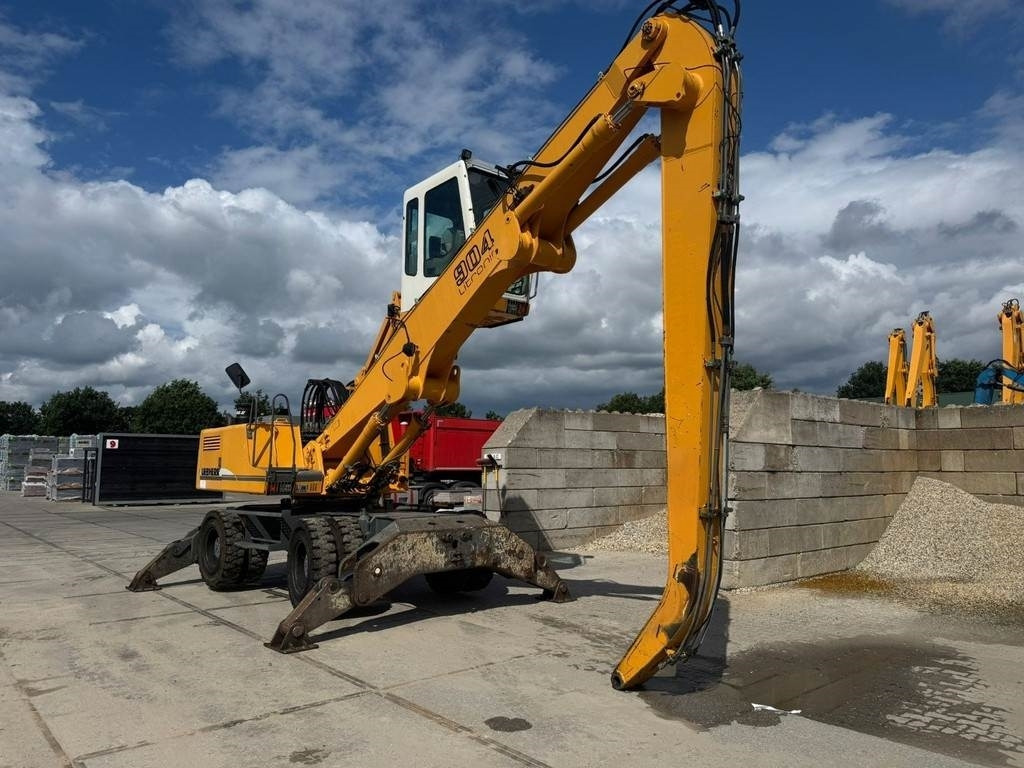 Waste/ Industry handler Liebherr A 904: picture 6 Waste/ Industry handler Liebherr A 904: picture 6