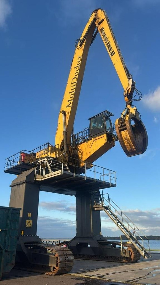 Multi Docker CH85 - 385CL - 365CL - Waste/ Industry handler: picture 1 Multi Docker CH85 - 385CL - 365CL - Waste/ Industry handler: picture 1