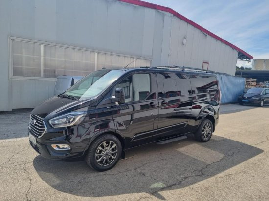 Ford Tourneo Custom Eco Blue Hybrid - Small van: picture 4 Ford Tourneo Custom Eco Blue Hybrid - Small van: picture 4