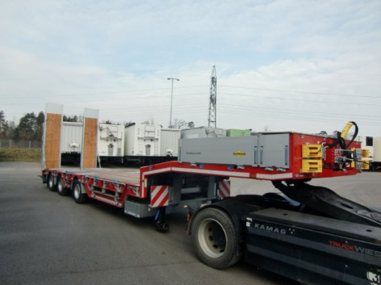 HUMBAUR HTSK 30 schräg, 3-Achs Tieflader, Radmulden, Liftachse, Nachlaufachse, Verzinkt - Low loader semi-trailer: picture 3 HUMBAUR HTSK 30 schräg, 3-Achs Tieflader, Radmulden, Liftachse, Nachlaufachse, Verzinkt - Low loader semi-trailer: picture 3