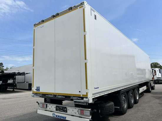 Krone SDK27 Dryliner Koffer Auflieger, Zurschienen ,5 Stück verfügbar - Closed box semi-trailer: picture 4 Krone SDK27 Dryliner Koffer Auflieger, Zurschienen ,5 Stück verfügbar - Closed box semi-trailer: picture 4