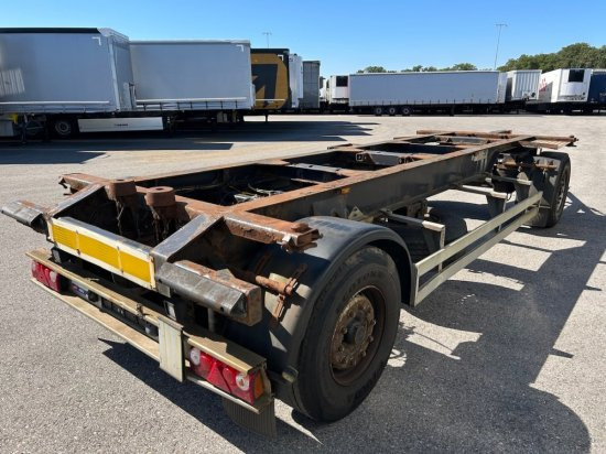 Container transporter/ Swap body trailer Renders Standard-Lafette BDF, BPW-Achsen: picture 10