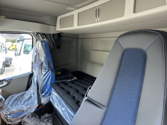 New Tipper Volvo FH 500 3-Seiten Meiller Kipper mit Palfinger PK22002EH, Retarder,: picture 15 New Tipper Volvo FH 500 3-Seiten Meiller Kipper mit Palfinger PK22002EH, Retarder,: picture 15