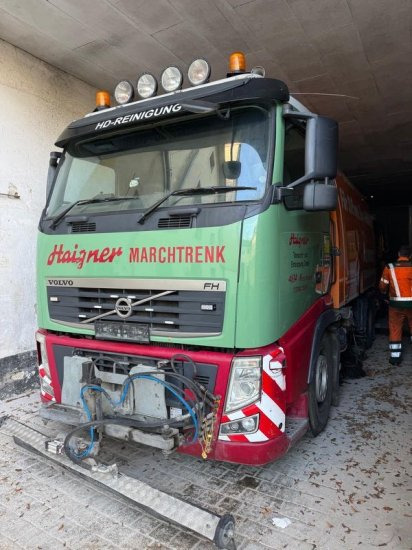 Volvo Roto Hochdruck Kehrmaschine 300 Bar, Beam A/S ,Voll Funktionstüchtig - Road sweeper: picture 2 Volvo Roto Hochdruck Kehrmaschine 300 Bar, Beam A/S ,Voll Funktionstüchtig - Road sweeper: picture 2