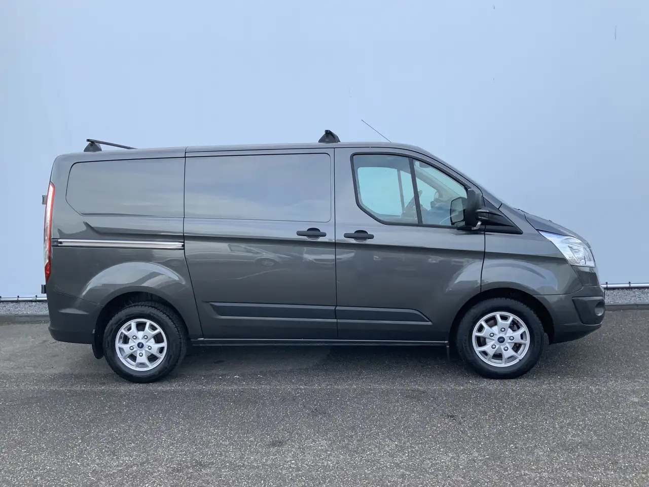 Panel van Ford Transit Custom 270 2.2 TDCI L1H1 Trend Airco Camera Cruise Dakdra: picture 20