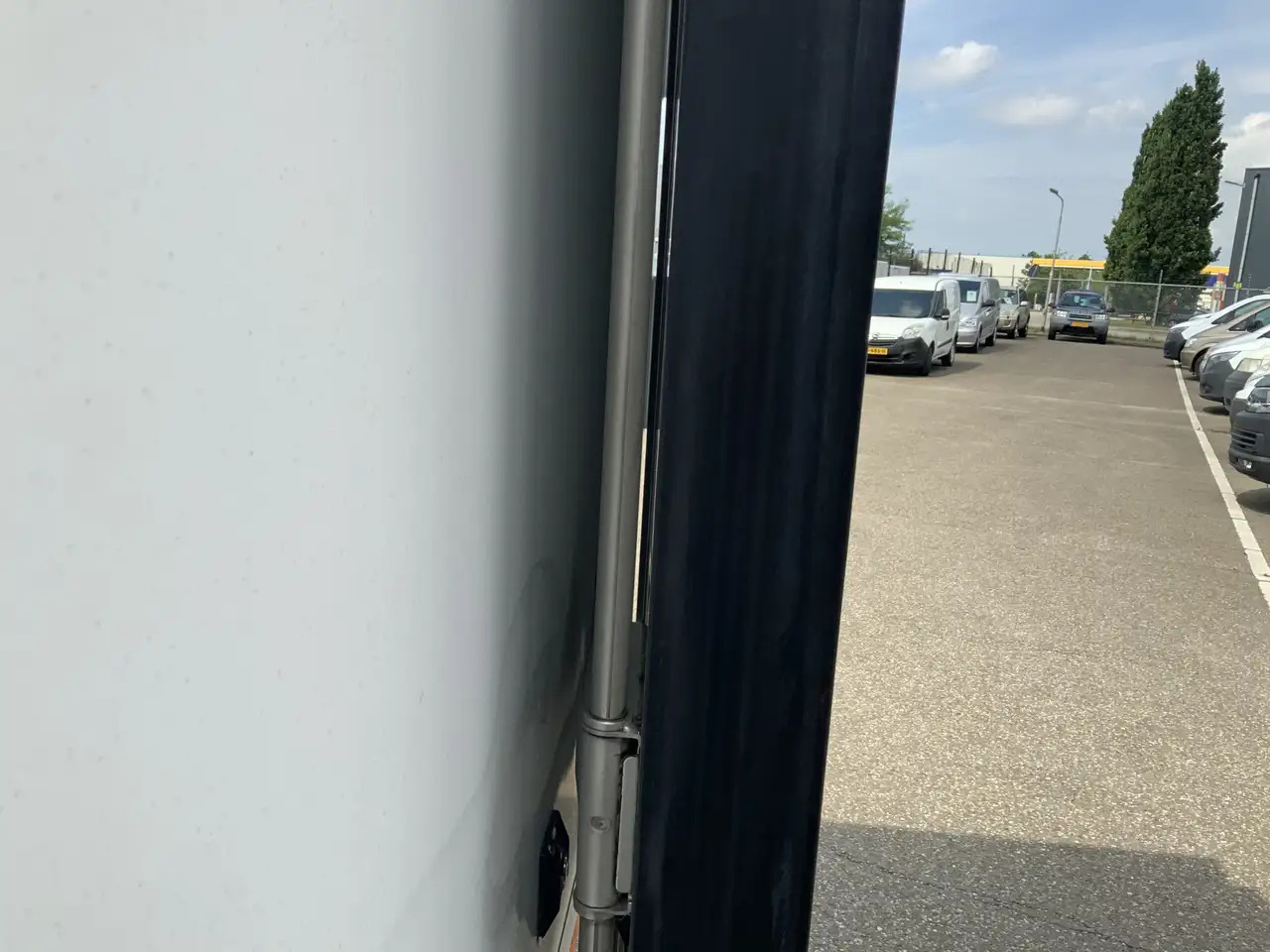 Refrigerated van Iveco Daily 35C13 2.3 375 Automaat Koelmeubelbak Deuren Dag&Na: picture 6 Refrigerated van Iveco Daily 35C13 2.3 375 Automaat Koelmeubelbak Deuren Dag&Na: picture 6