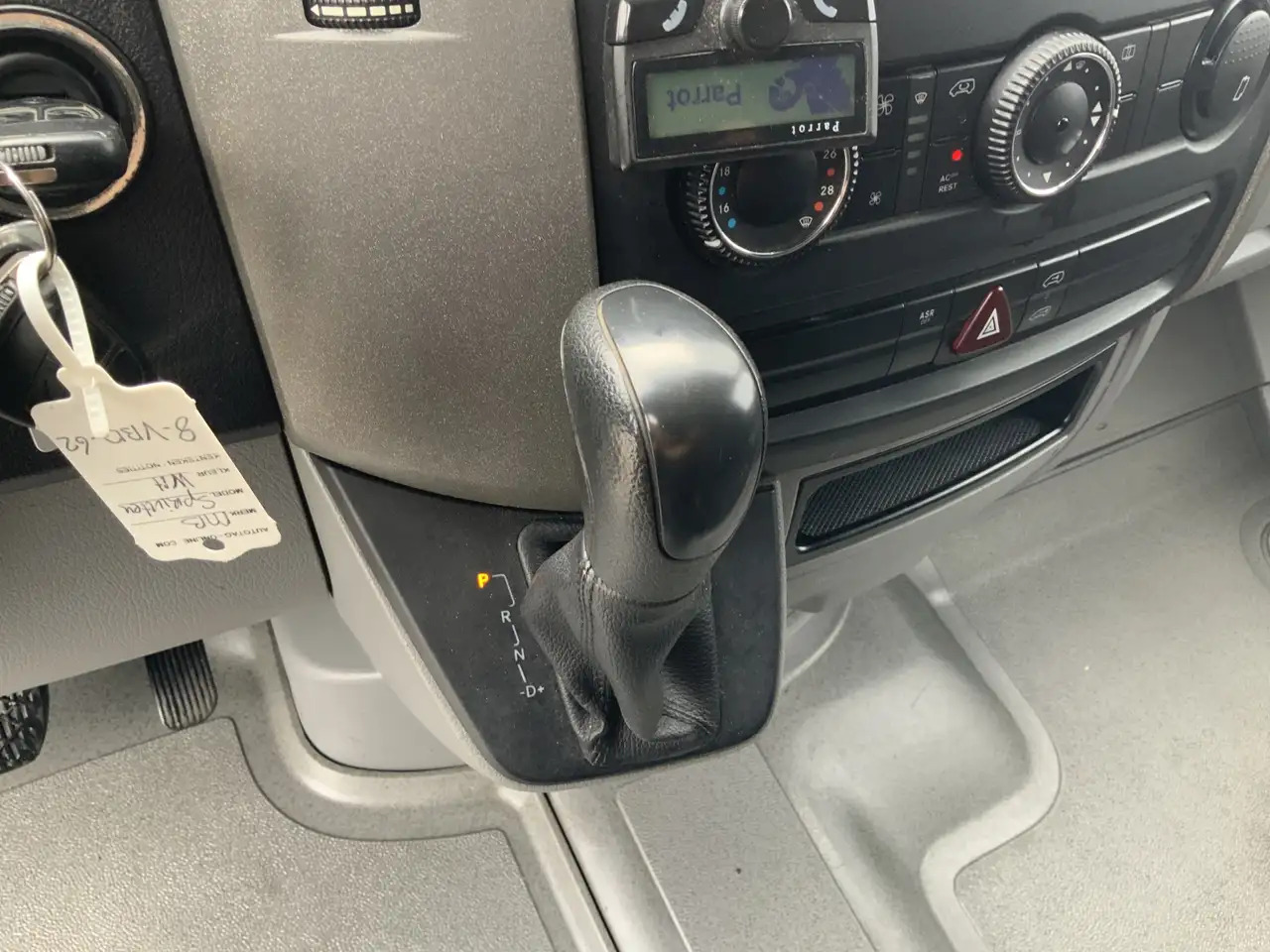 Mercedes-Benz 311 2.2 CDI 325 HDSprinter L2H1 Automaat 3 Zits Ai - Panel van: picture 5 Mercedes-Benz 311 2.2 CDI 325 HDSprinter L2H1 Automaat 3 Zits Ai - Panel van: picture 5