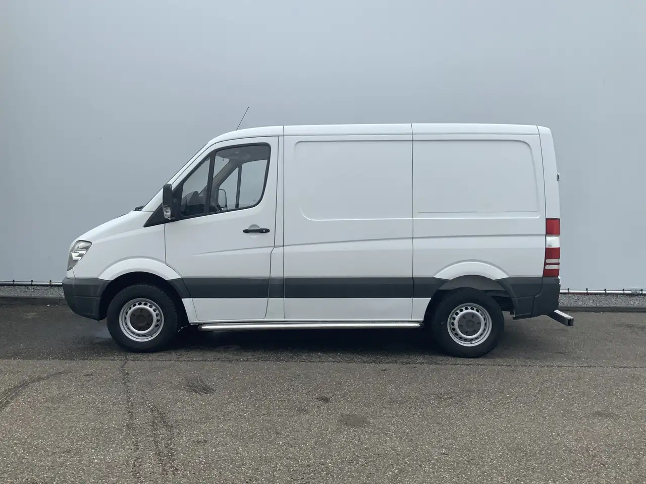 Mercedes-Benz 311 2.2 CDI 325 HDSprinter L2H1 Automaat 3 Zits Ai - Panel van: picture 3 Mercedes-Benz 311 2.2 CDI 325 HDSprinter L2H1 Automaat 3 Zits Ai - Panel van: picture 3
