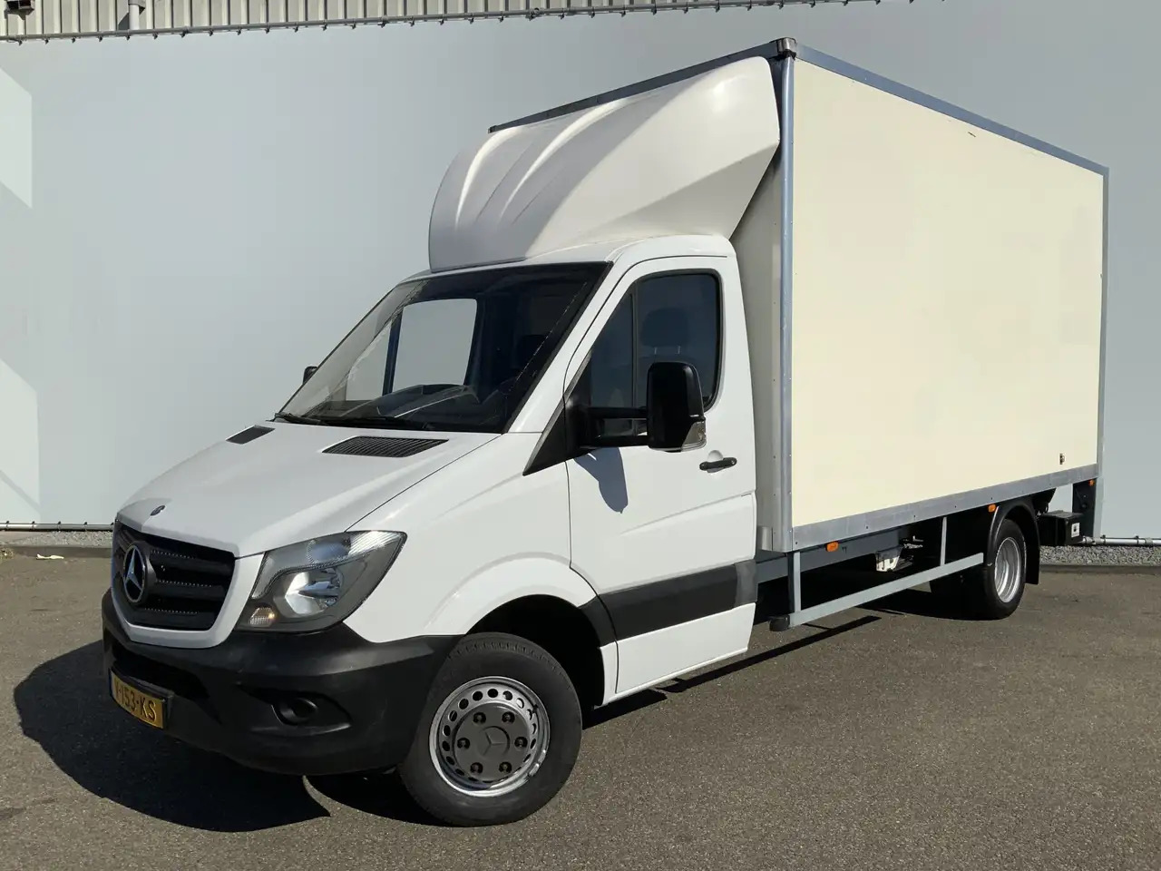 Mercedes-Benz Sprinter 513 2.2 CDI 432 Meubelbak&Lift Airco Cruise 3 Zits - Box van: picture 1 Mercedes-Benz Sprinter 513 2.2 CDI 432 Meubelbak&Lift Airco Cruise 3 Zits - Box van: picture 1