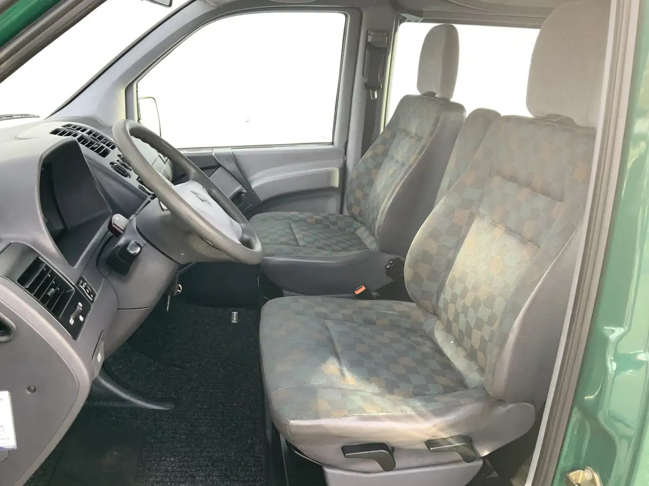 Mercedes-Benz Vito 108 CDI Dub Cab 5 Zits Airco Trekhaak 2000 kg Came - Combi van: picture 4 Mercedes-Benz Vito 108 CDI Dub Cab 5 Zits Airco Trekhaak 2000 kg Came - Combi van: picture 4