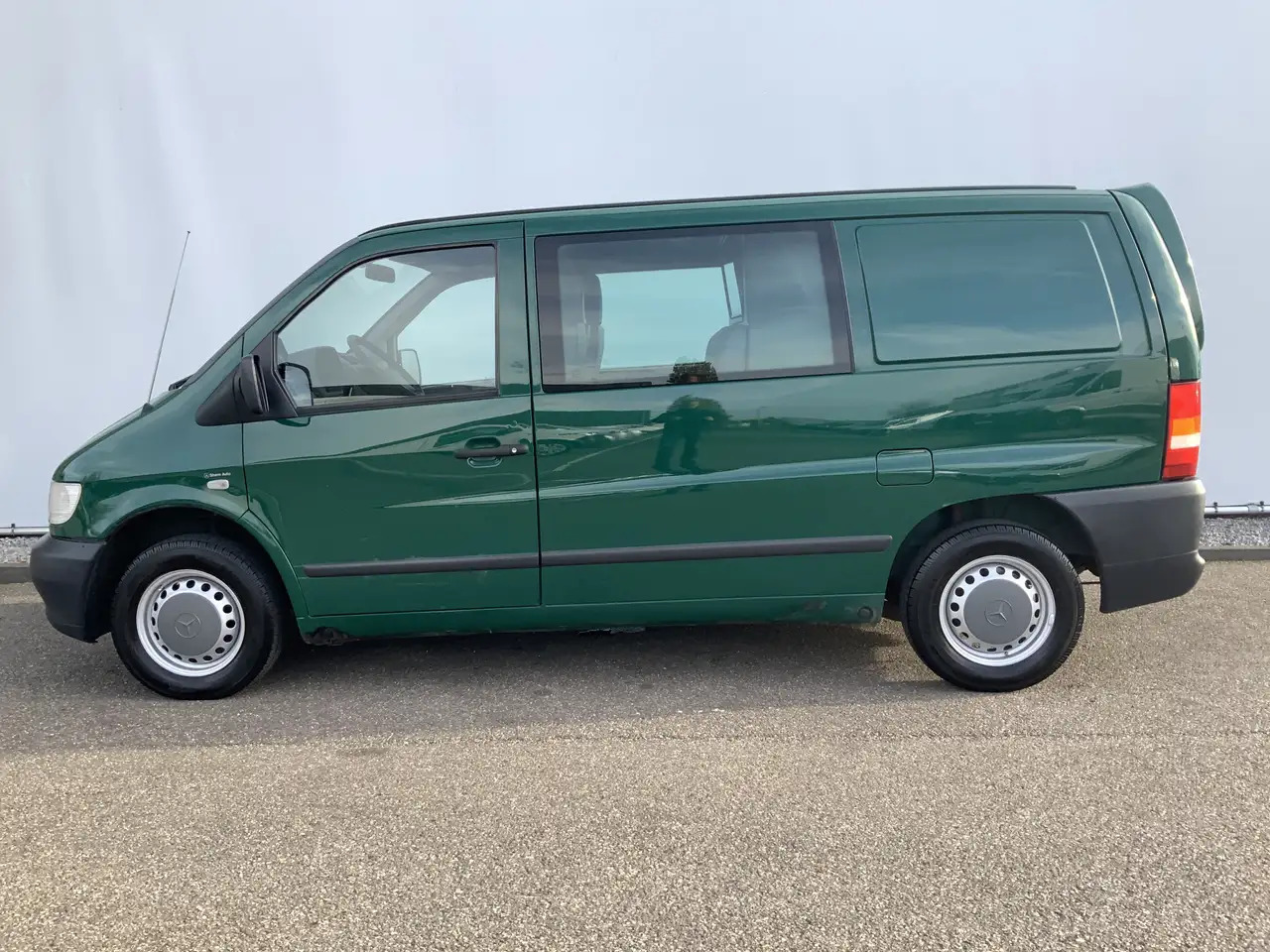 Mercedes-Benz Vito 108 CDI Dub Cab 5 Zits Airco Trekhaak 2000 kg Came - Combi van: picture 3 Mercedes-Benz Vito 108 CDI Dub Cab 5 Zits Airco Trekhaak 2000 kg Came - Combi van: picture 3