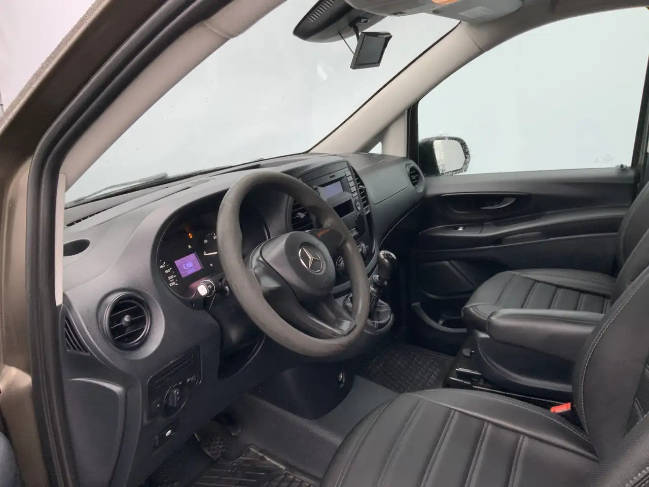 Mercedes-Benz Vito 111 CDI Functional Lang airco Camera EXPORT!! Euro - Panel van: picture 5 Mercedes-Benz Vito 111 CDI Functional Lang airco Camera EXPORT!! Euro - Panel van: picture 5