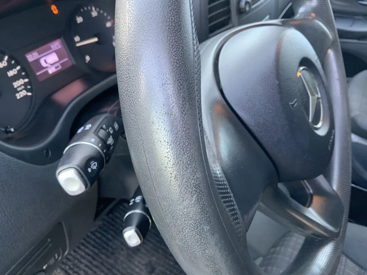 Mercedes-Benz Vito 114 CDI Airco Cruise Euro 5 - Panel van: picture 4 Mercedes-Benz Vito 114 CDI Airco Cruise Euro 5 - Panel van: picture 4