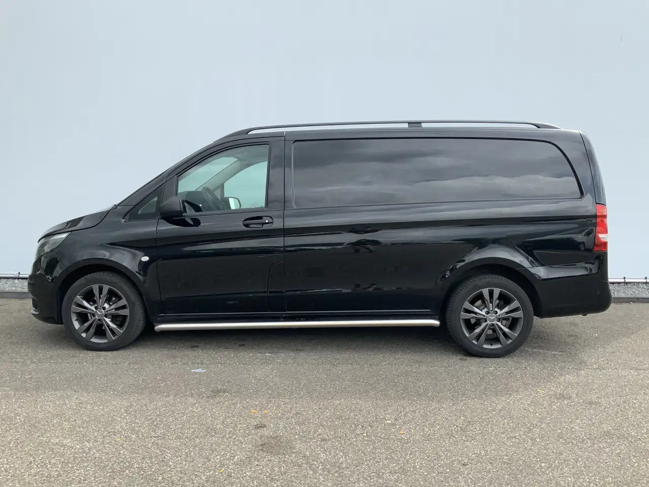 Mercedes-Benz Vito 116 CDI Lang Airco Cruise Camera Navi Side Bar Tre - Small van: picture 3 Mercedes-Benz Vito 116 CDI Lang Airco Cruise Camera Navi Side Bar Tre - Small van: picture 3