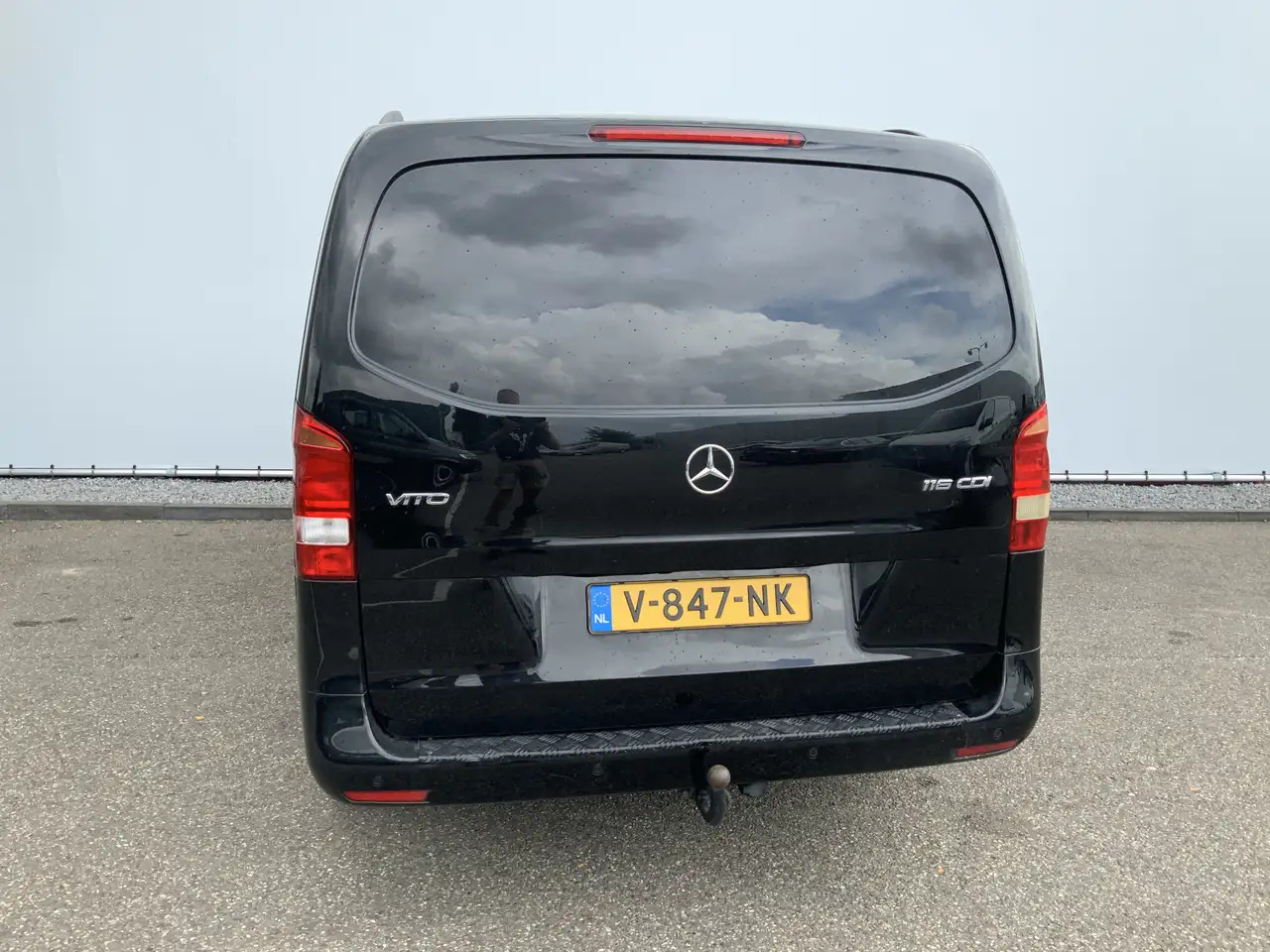 Mercedes-Benz Vito 116 CDI Lang Airco Cruise Camera Navi Side Bar Tre - Small van: picture 2 Mercedes-Benz Vito 116 CDI Lang Airco Cruise Camera Navi Side Bar Tre - Small van: picture 2