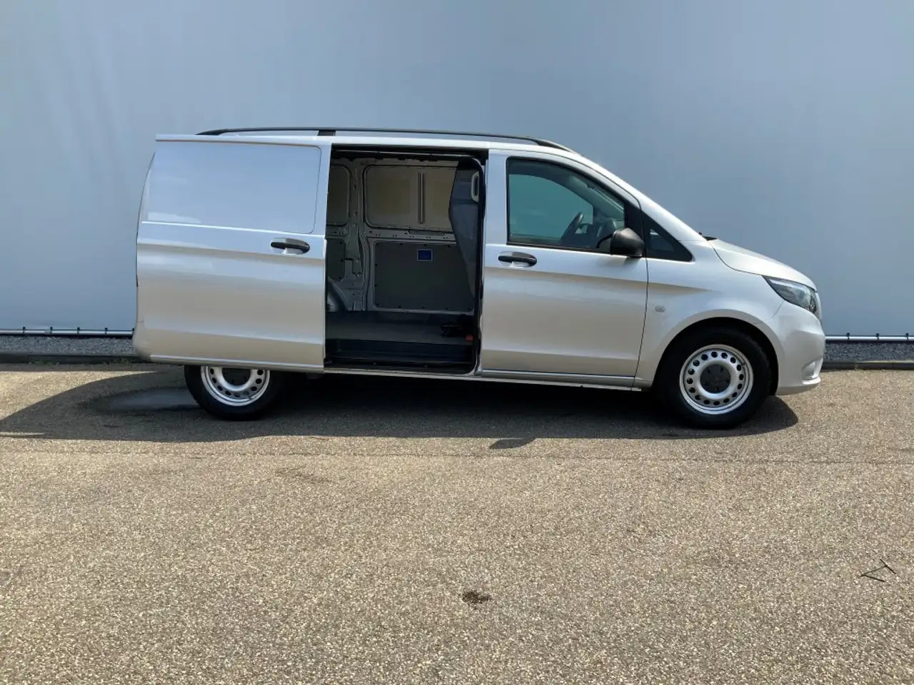 Mercedes-Benz Vito 114 CDI 4X4 Automaat Airco Cruise Trekhaak 2500 kg - Other machinery: picture 5 Mercedes-Benz Vito 114 CDI 4X4 Automaat Airco Cruise Trekhaak 2500 kg - Other machinery: picture 5