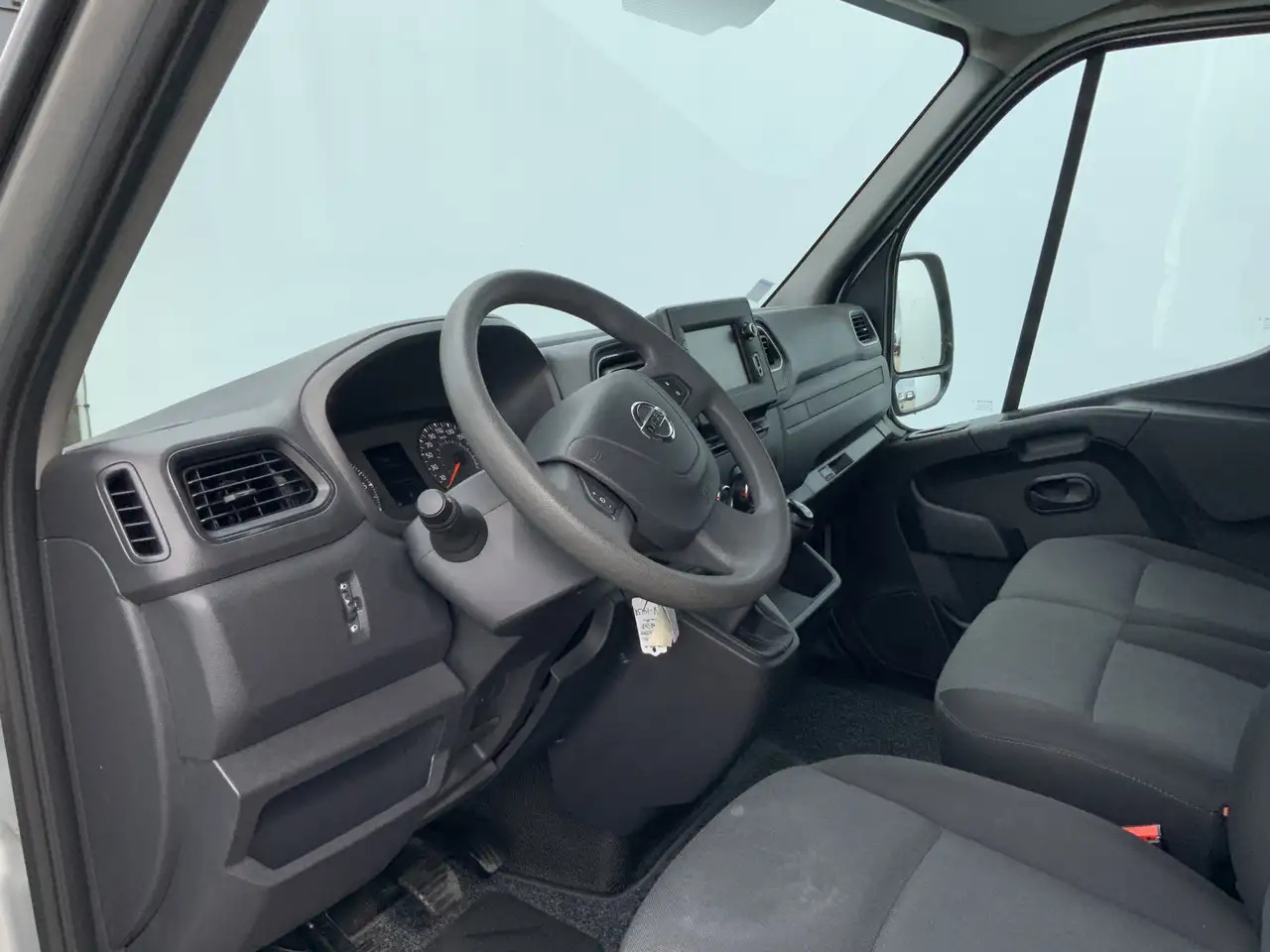 Nissan Interstar 2.3 dCi L2H2 Acenta Airco Cruise 3 Zits Camera Nav - Other machinery: picture 5 Nissan Interstar 2.3 dCi L2H2 Acenta Airco Cruise 3 Zits Camera Nav - Other machinery: picture 5