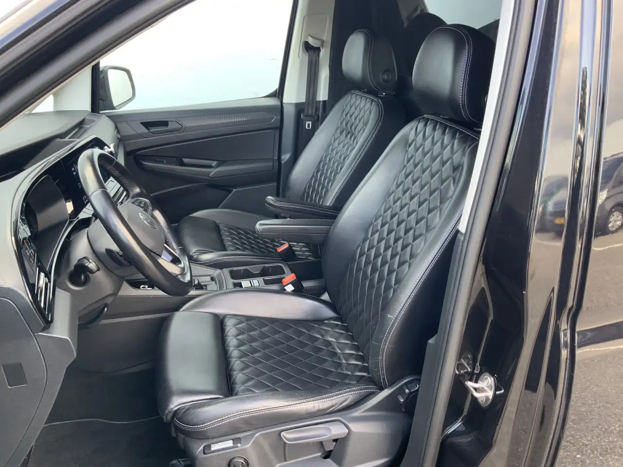 Volkswagen Caddy Cargo 2.0 TDI 1st Edition Automaat Airco Cruise Le - Other machinery: picture 4 Volkswagen Caddy Cargo 2.0 TDI 1st Edition Automaat Airco Cruise Le - Other machinery: picture 4