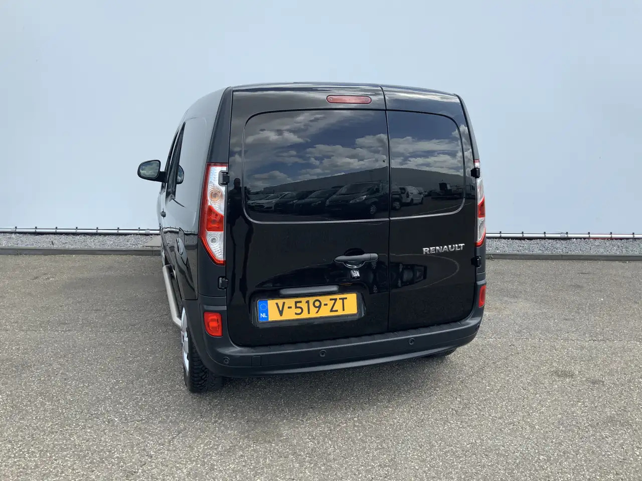 Renault Kangoo 1.5 dCi 90 Energy Comfort Plus .Sortimo Kasten Com - Small van, Municipal/ Special vehicle: picture 2 Renault Kangoo 1.5 dCi 90 Energy Comfort Plus .Sortimo Kasten Com - Small van, Municipal/ Special vehicle: picture 2