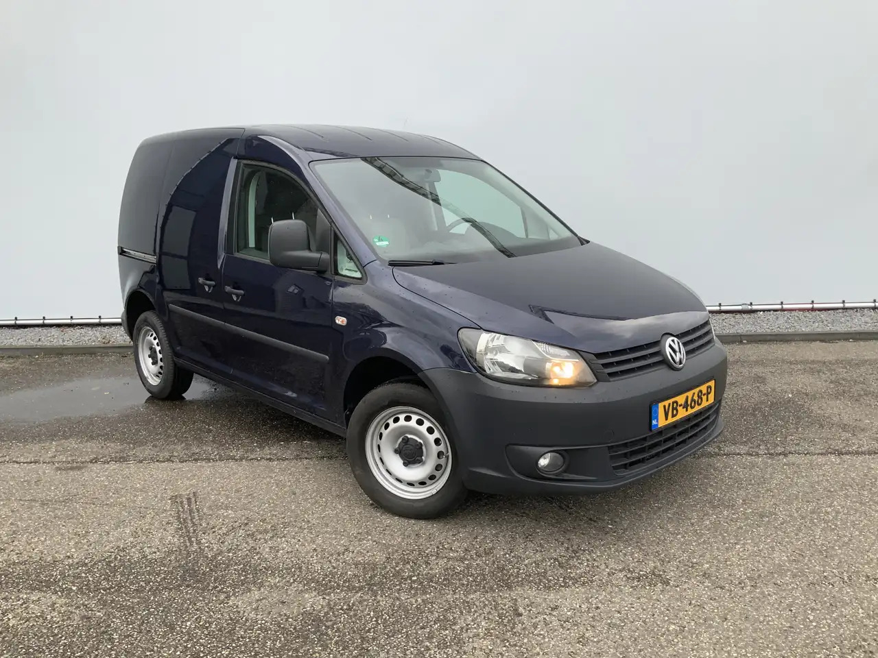 Volkswagen Caddy 1.6 TDI Airco Trekhaak 1400 kg Euro 5 - Small van: picture 5 Volkswagen Caddy 1.6 TDI Airco Trekhaak 1400 kg Euro 5 - Small van: picture 5