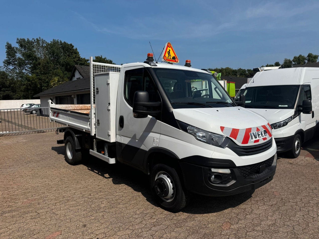 Iveco 70C18 Kipper 3625 kg Nutzlast! Klima EURO 6C - Tipper van: picture 3 Iveco 70C18 Kipper 3625 kg Nutzlast! Klima EURO 6C - Tipper van: picture 3