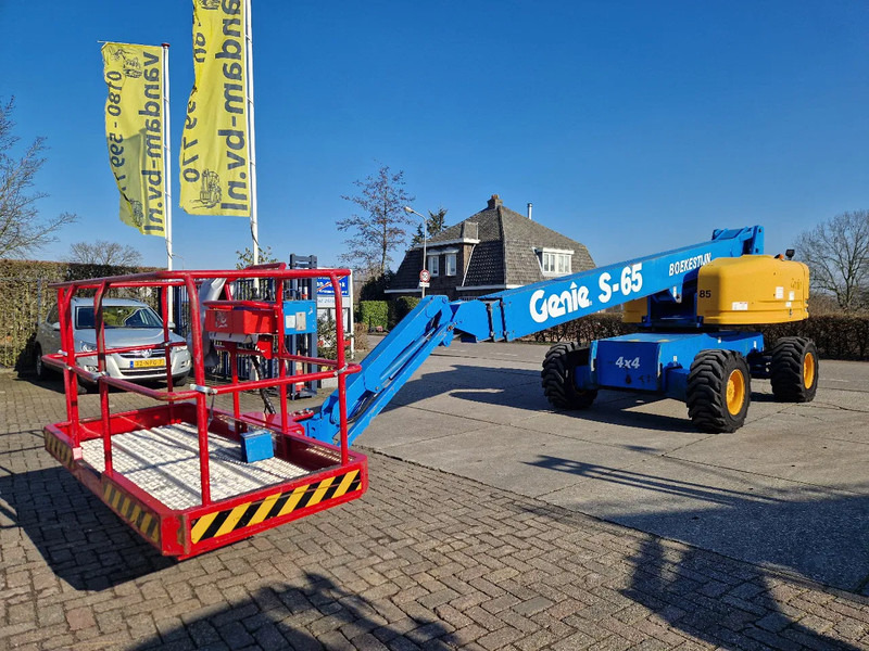 Telescopic boom Genie S65 4X4: picture 1