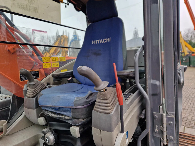 Crawler excavator Hitachi ZX160LC-3 rijwerk zéér netjes: picture 9