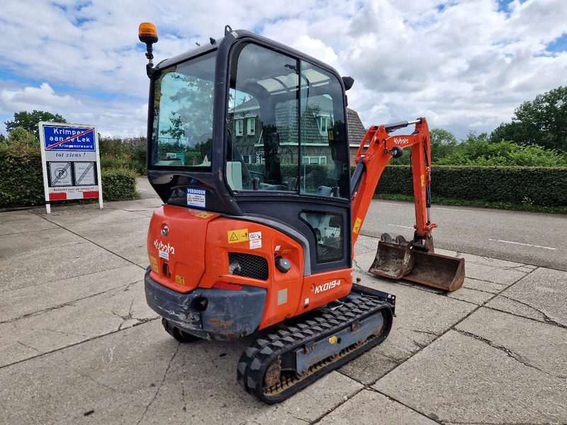 Kubota KX019-4 CW05 met 2 bakken - Mini excavator: picture 3 Kubota KX019-4 CW05 met 2 bakken - Mini excavator: picture 3