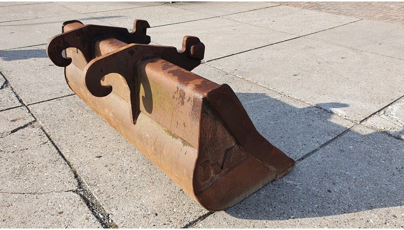 Verachtert CW30 bak met omkeeroren - Bucket for Construction machinery: picture 5 Verachtert CW30 bak met omkeeroren - Bucket for Construction machinery: picture 5