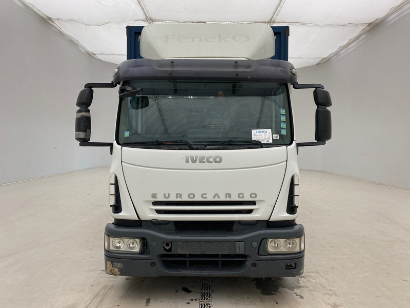Iveco Eurocargo 120E22 - Curtainsider truck: picture 2 Iveco Eurocargo 120E22 - Curtainsider truck: picture 2
