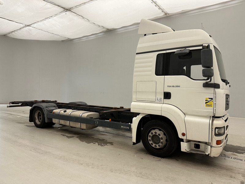 MAN TGA 18.390* - Container transporter/ Swap body truck: picture 3 MAN TGA 18.390* - Container transporter/ Swap body truck: picture 3