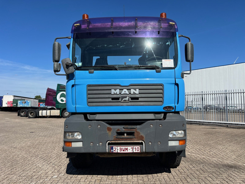 MAN TGA 26.410 - 6x4 - Hook lift truck: picture 2 MAN TGA 26.410 - 6x4 - Hook lift truck: picture 2