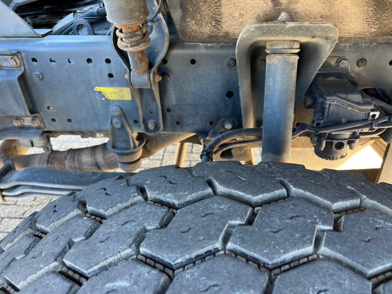 Hook lift truck MAN TGA 26.410 - 6x4: picture 10