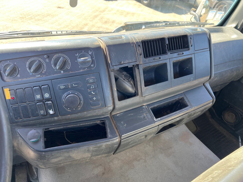 Hook lift truck MAN TGA 26.410 - 6x4: picture 20