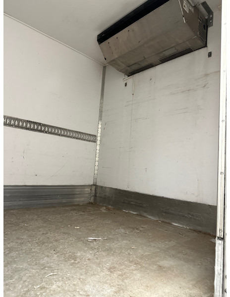 Refrigerator truck MAN TGM 18.250: picture 12