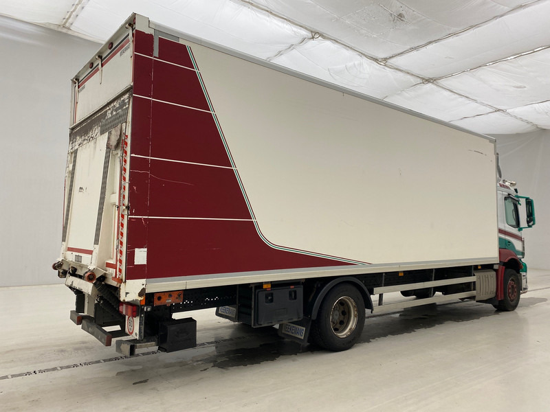 Mercedes-Benz Antos 1832 - Box truck: picture 4 Mercedes-Benz Antos 1832 - Box truck: picture 4