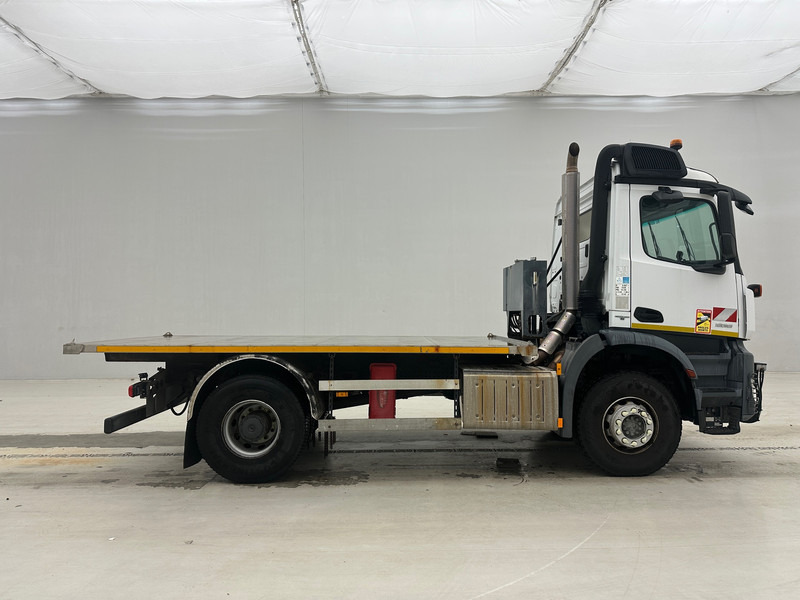 Mercedes-Benz Arocs 1836 - Dropside/ Flatbed truck: picture 4 Mercedes-Benz Arocs 1836 - Dropside/ Flatbed truck: picture 4