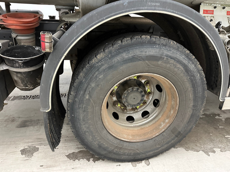 Tank truck for transportation of fuel Renault Premium 310 DXi: picture 6