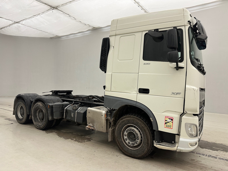 DAF XF 530 Space Cab - 6x4 - Tractor unit: picture 3 DAF XF 530 Space Cab - 6x4 - Tractor unit: picture 3