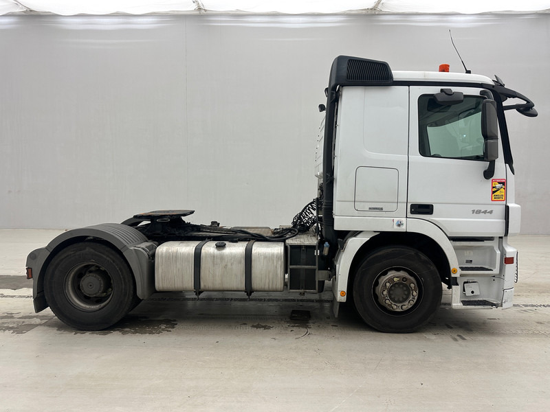 Mercedes-Benz Actros 1844 - Tractor unit: picture 4 Mercedes-Benz Actros 1844 - Tractor unit: picture 4