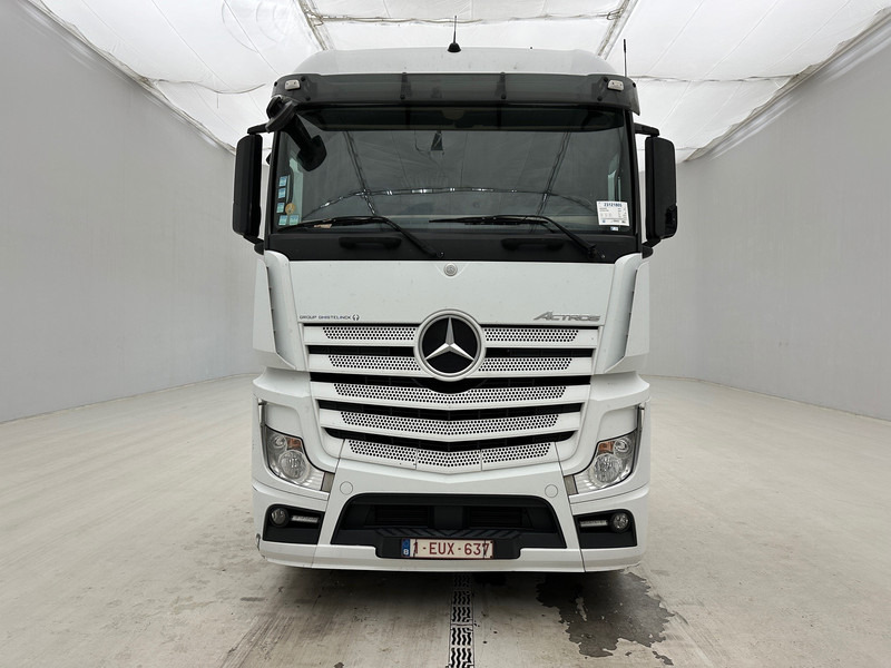 Mercedes-Benz Actros 1942 - Tractor unit: picture 2 Mercedes-Benz Actros 1942 - Tractor unit: picture 2