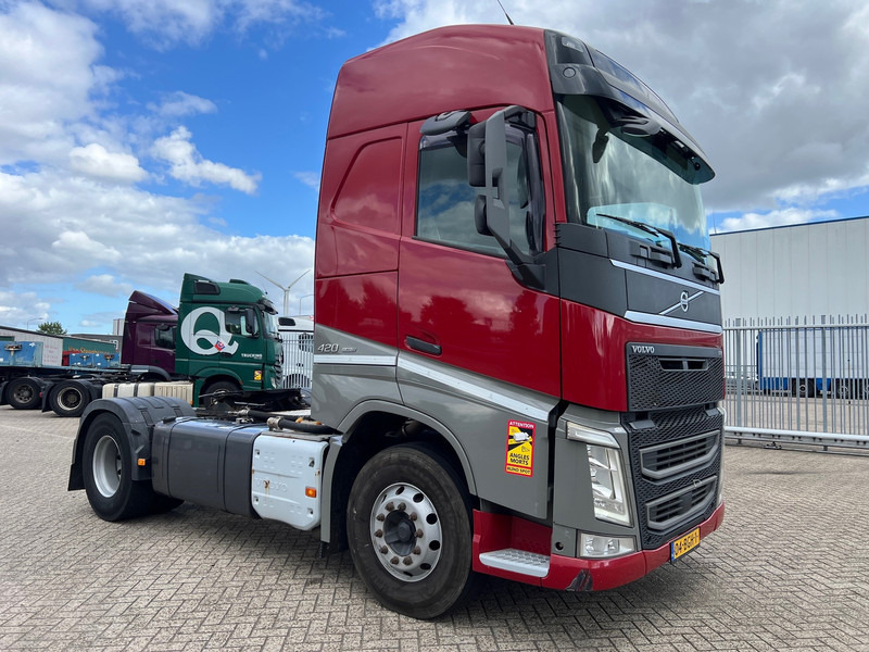 Volvo FH13.420 Globetrotter - ADR - Tractor unit: picture 4 Volvo FH13.420 Globetrotter - ADR - Tractor unit: picture 4