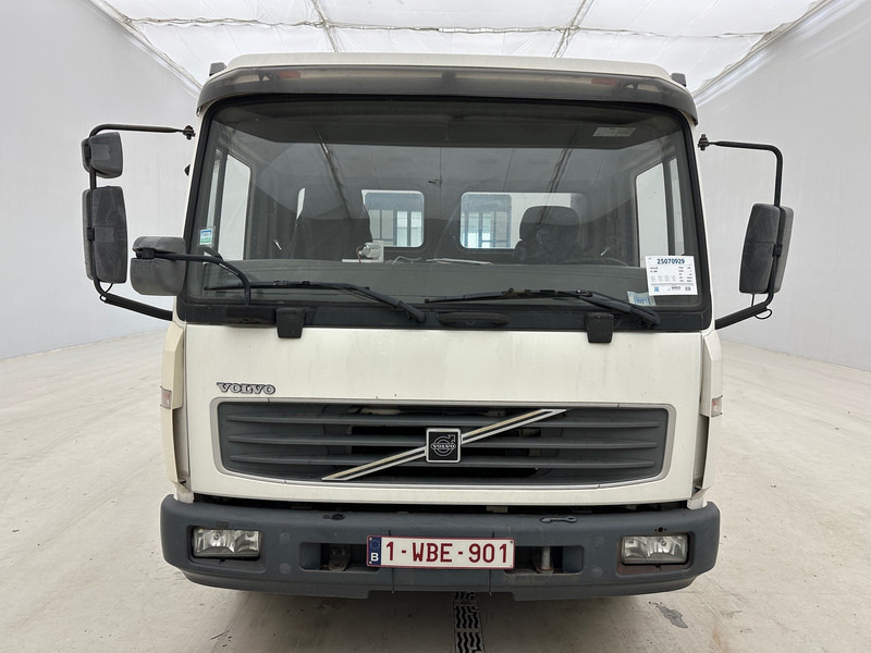 Volvo FL 180 - Tipper: picture 2 Volvo FL 180 - Tipper: picture 2