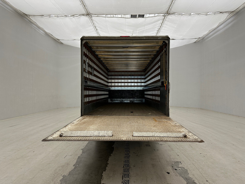 Box truck Volvo FL 240: picture 6 Box truck Volvo FL 240: picture 6