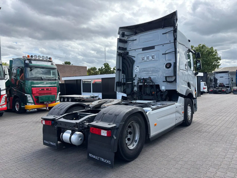 Renault T480 Retarder Euro 6 - Tractor unit: picture 4 Renault T480 Retarder Euro 6 - Tractor unit: picture 4