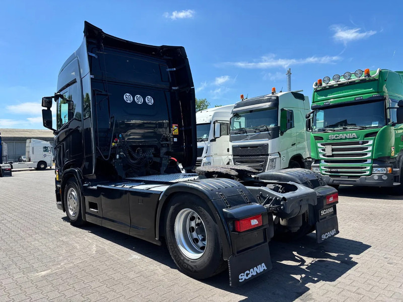 Scania R450 Euro 6 Retarder - Tractor unit: picture 3 Scania R450 Euro 6 Retarder - Tractor unit: picture 3