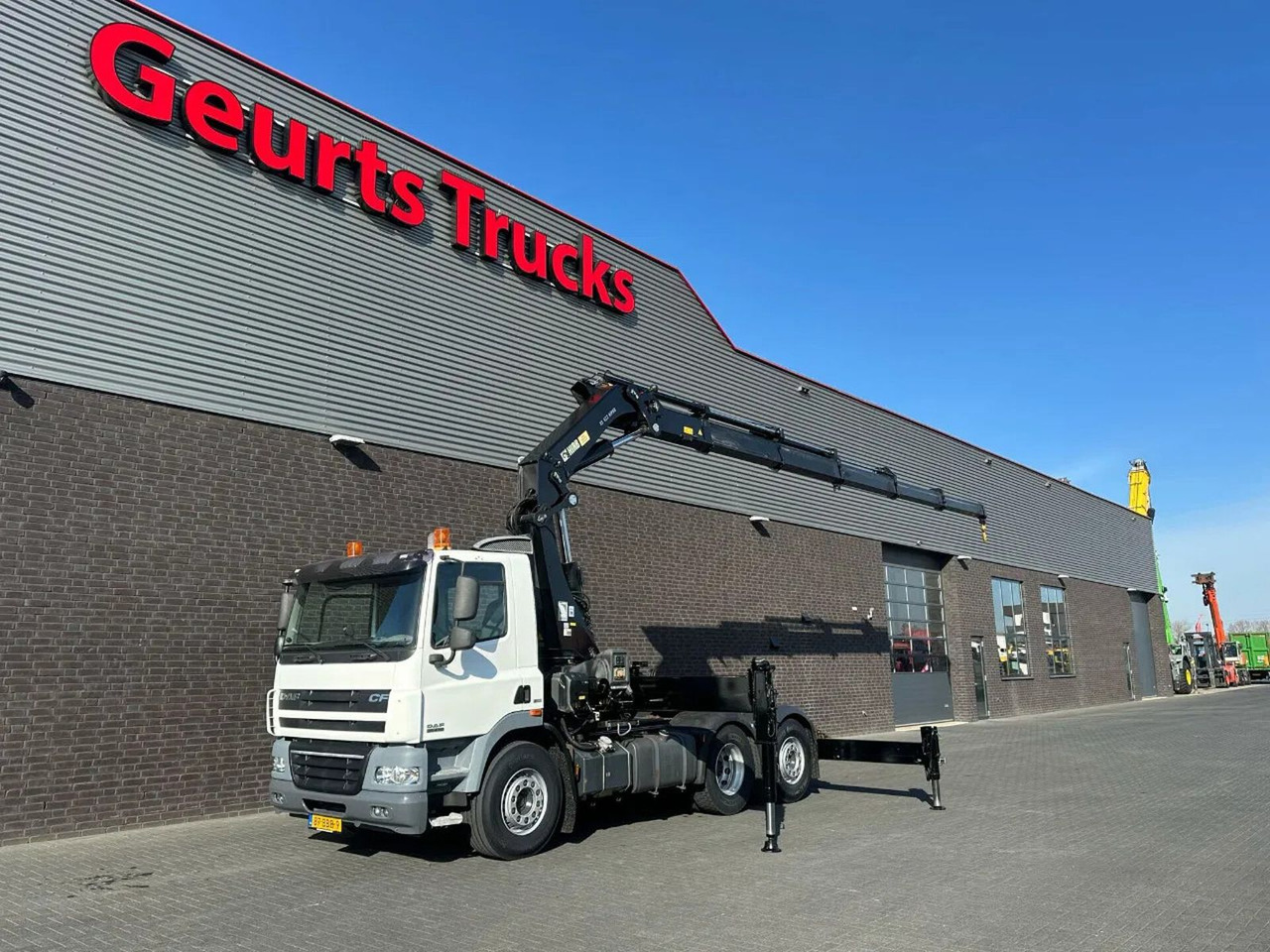 DAF CF 85 410 6X2 + HIAB 422EP-5 HIPRO TREKKER/SATTE - Crane truck: picture 4 DAF CF 85 410 6X2 + HIAB 422EP-5 HIPRO TREKKER/SATTE - Crane truck: picture 4