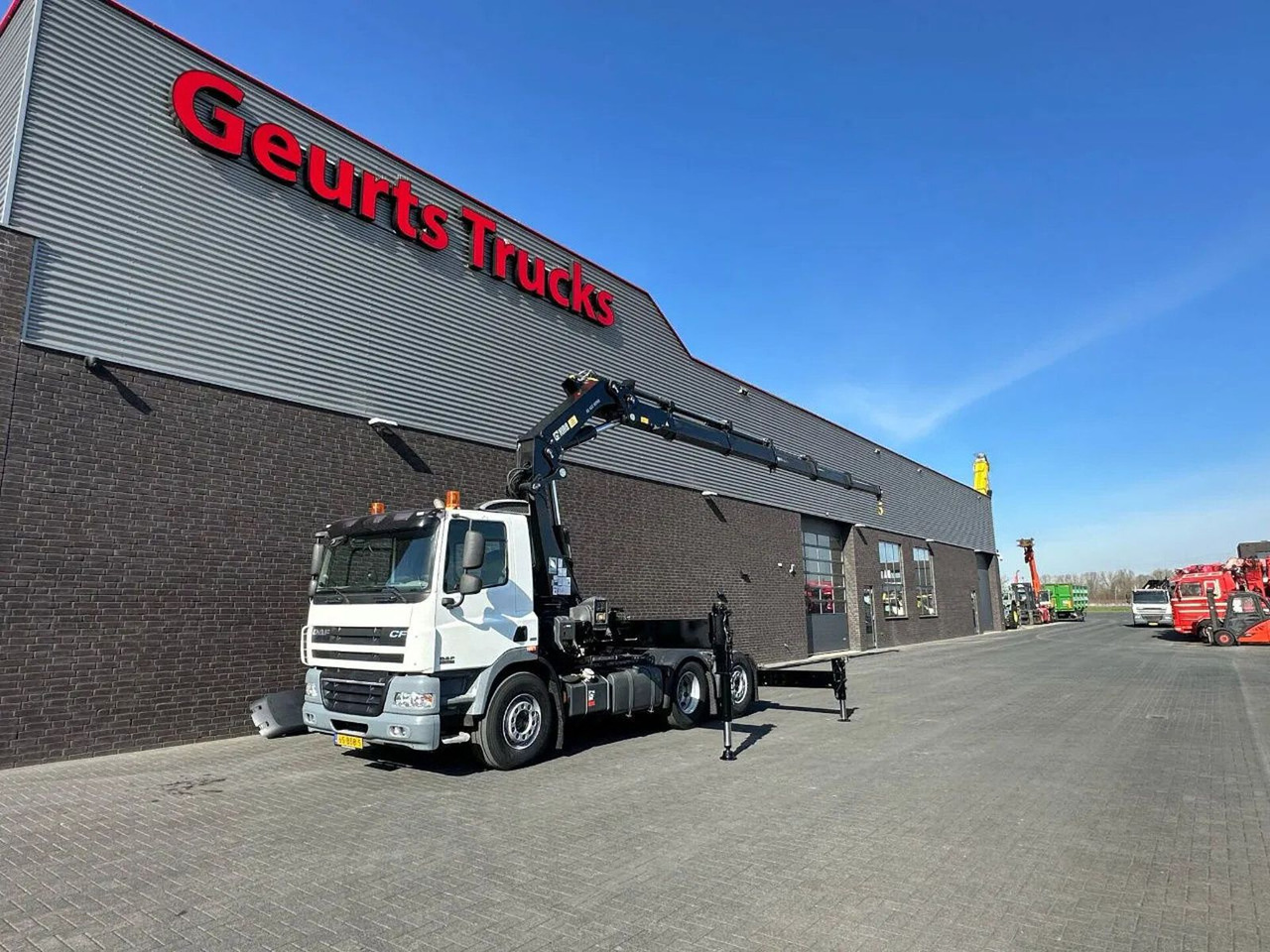DAF CF 85 410 6X2 + HIAB 422EP-5 HIPRO TREKKER/SATTE - Crane truck: picture 4 DAF CF 85 410 6X2 + HIAB 422EP-5 HIPRO TREKKER/SATTE - Crane truck: picture 4